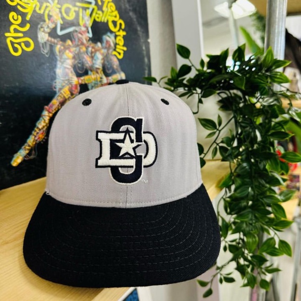 America’s Team 🏈 
  90’s New Era NFL Dallas Cowboys Made in U.S.A Fitted  7 1/4